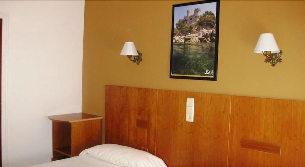 Hotel Casa Mas Lloret de Mar Kültér fotó